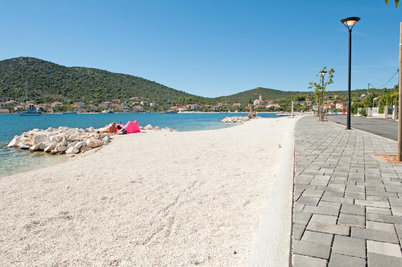 Villa Vinsun Vinišće Εξωτερικό φωτογραφία